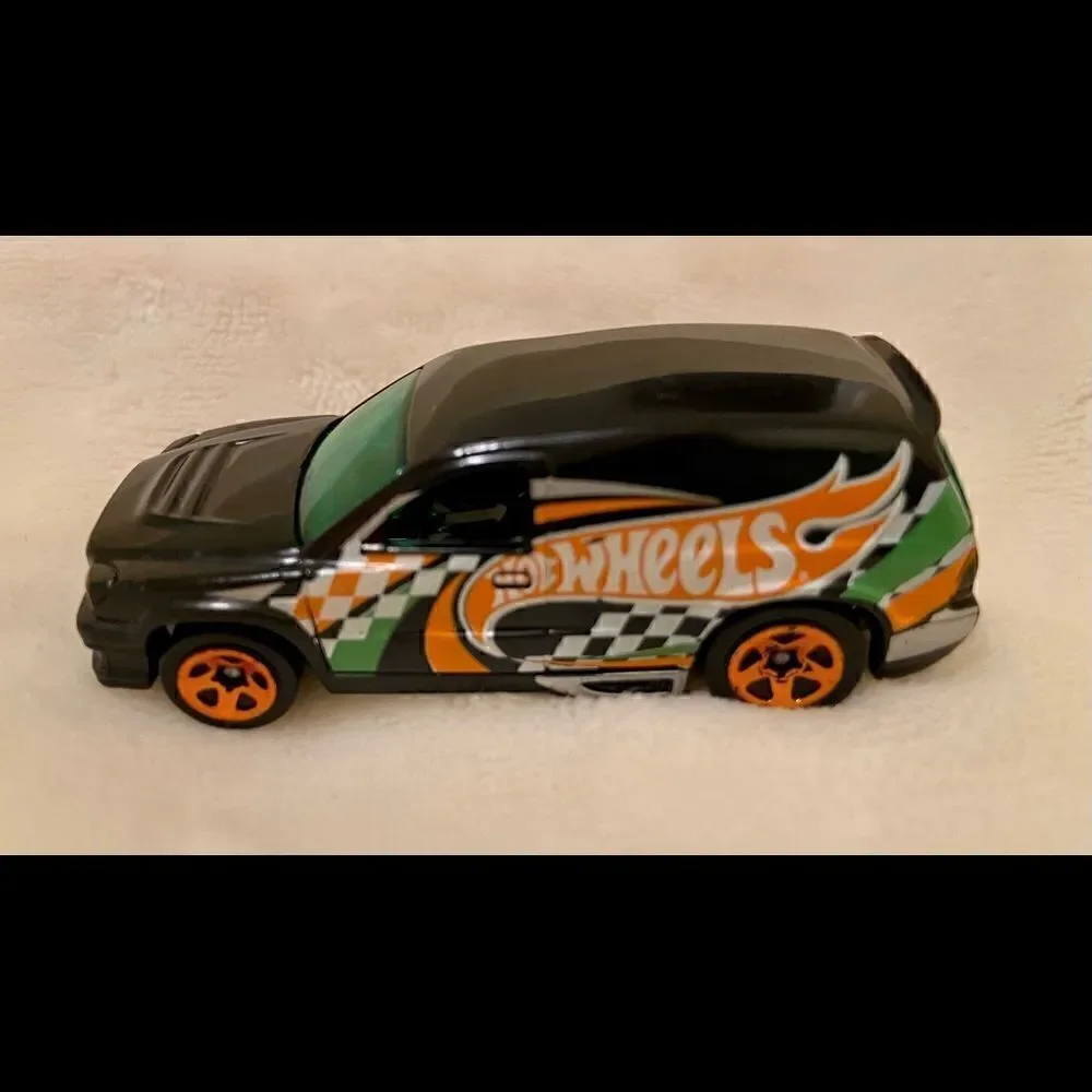 Vtg Hot Wheels Blk/Org/Grn/Wht Checkerboard Truck